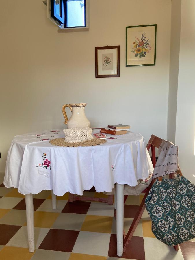 Bed and Breakfast Palazzo Vecchio Cocumola Exterior foto