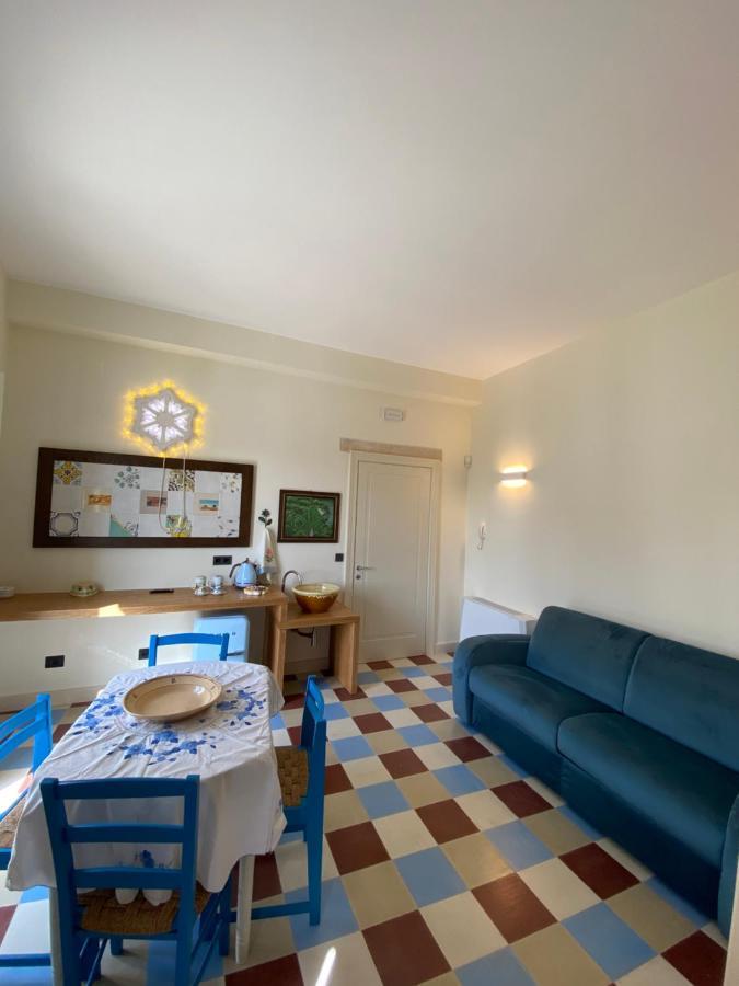 Bed and Breakfast Palazzo Vecchio Cocumola Exterior foto